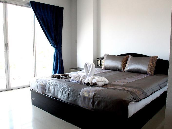 Happy Fish Guesthouse Patong Exterior photo